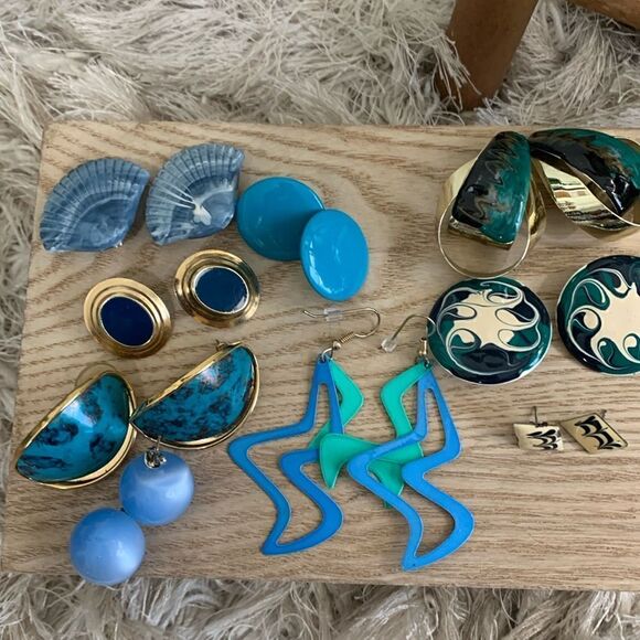 Vintage 80's Style Costume Jewelry Post Earrings Bundle Of Nine Pairs - Picture 1 of 17